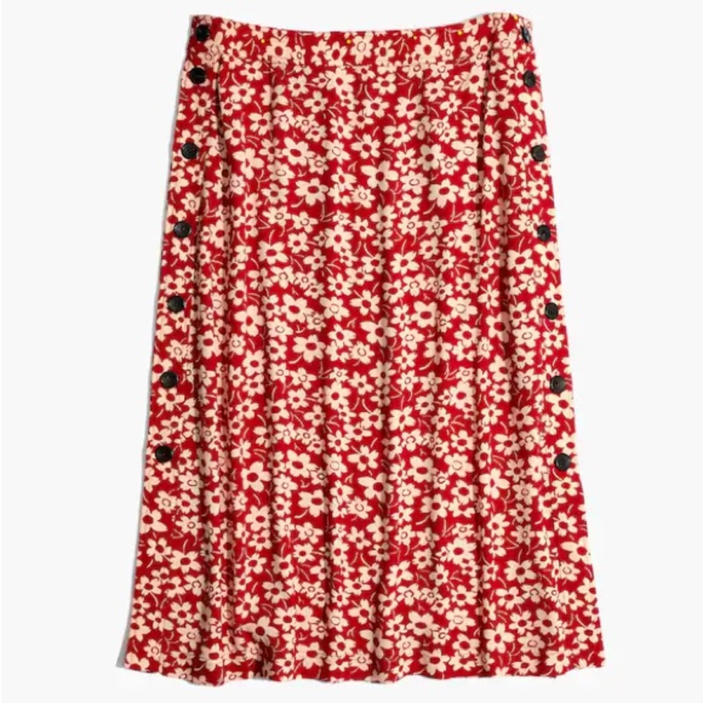Side-Button Skirt in Full Bloom: Retro Floral Cranberry Size 0